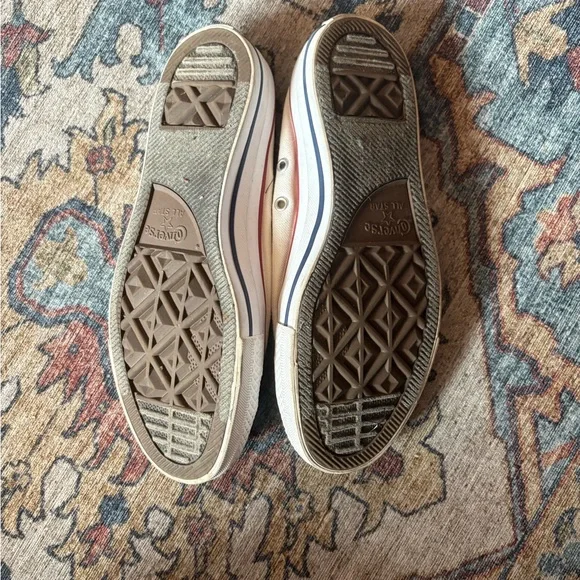 Converse Chuck Taylor All Star Low-Top Slip-On Sneakers - Cream - Picture 2 of 4